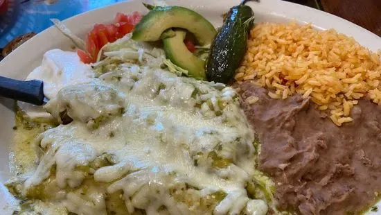 25. Enchiladas Verdes