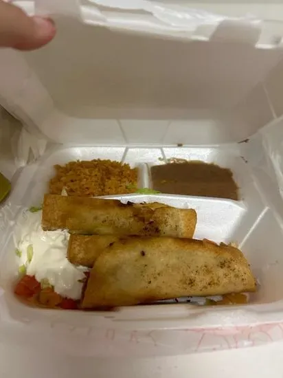 15. Flautas Plate