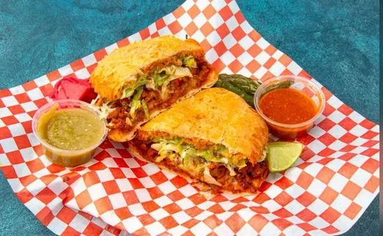 Torta de Pollo / Chicken Torta (Mexican Sandwich)