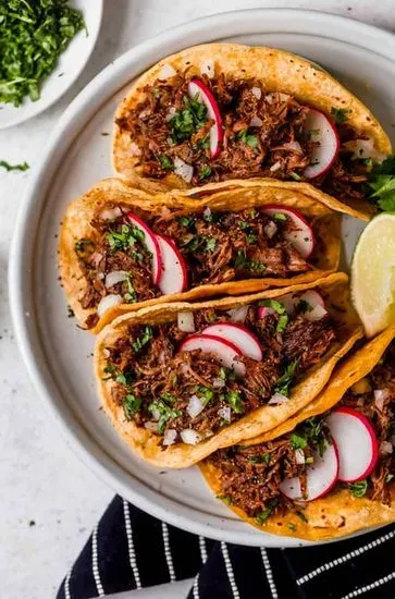 Tacos de Barbacoa (Tortilla de Mais) / Barbacoa Tacos (Corn Tortilla)