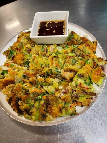 해물 파전 / Seafood Pancake