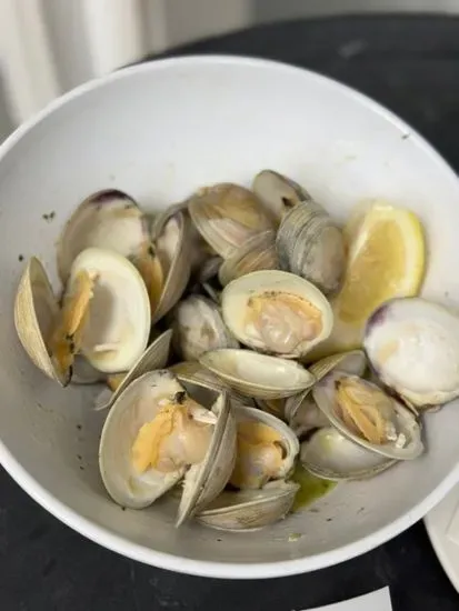 Half Dz Clams