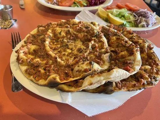 Lahmacun (3 Pieces)