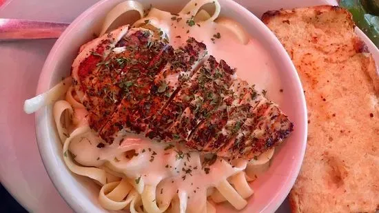 Crispy Chicken Fettuccini Alfredo