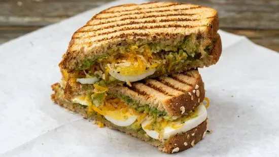 Cheesy Egg Sandwich