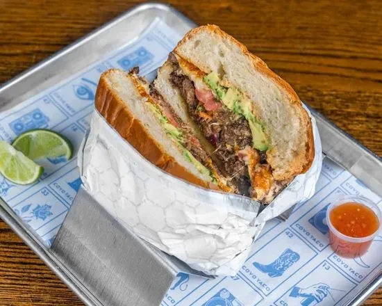 CARNE ASADA TORTA