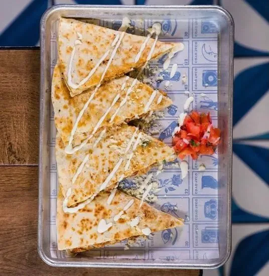 COCHINITA PIBIL QUESADILLA