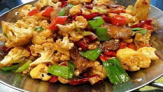 3. Spicy Cauliflower in Flaming pot干锅花菜