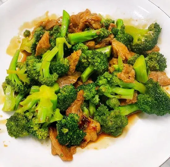 13. Broccoli chicken西兰鸡