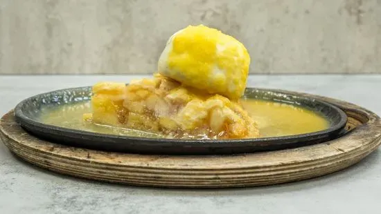 Hot Sizzling Apple Pie