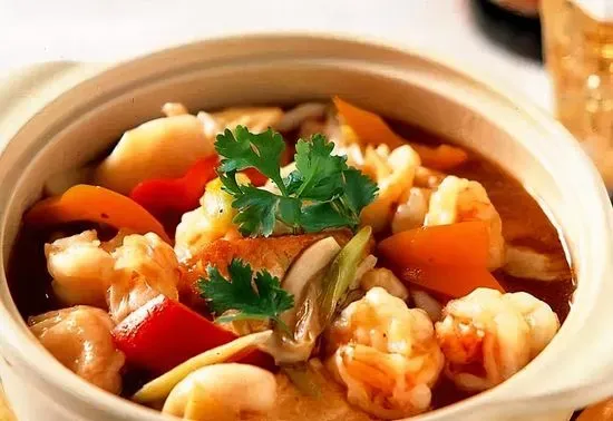 Seafood and Tofu in Clay Pot 海鮮豆腐煲 