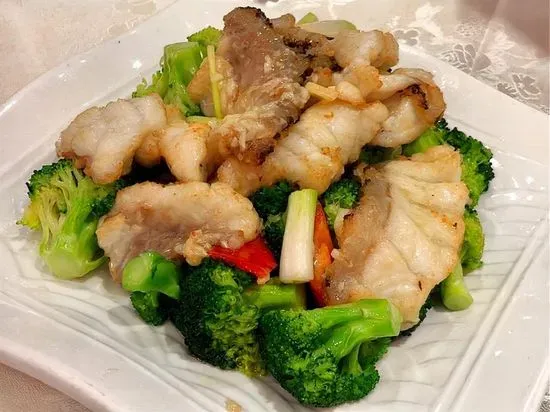 Sauteed Sole Fillet with Vegtable 菜遠龍利球 