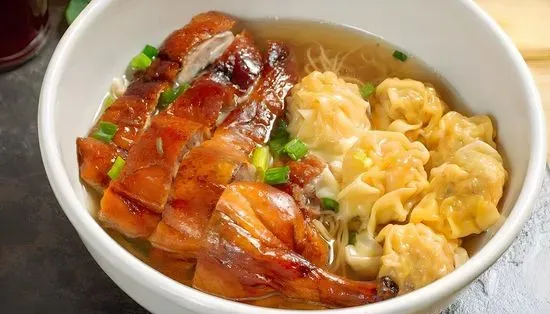 Wontons & Noodle with Roasted Duck or BBQ Pork 叉燒 或 燒鴨雲吞麵