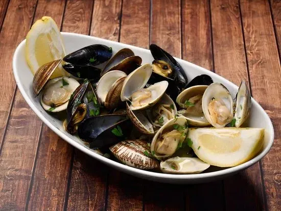 Steamed Clams & Mussels