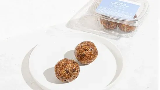 OATMEAL CHOCOLATE PB ENERGY BITES