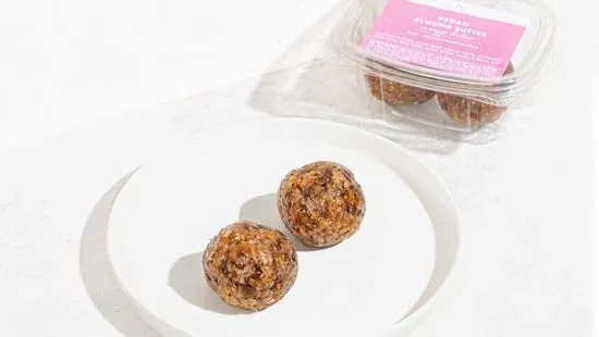 VEGAN ALMOND BUTTER ENERGY BITES