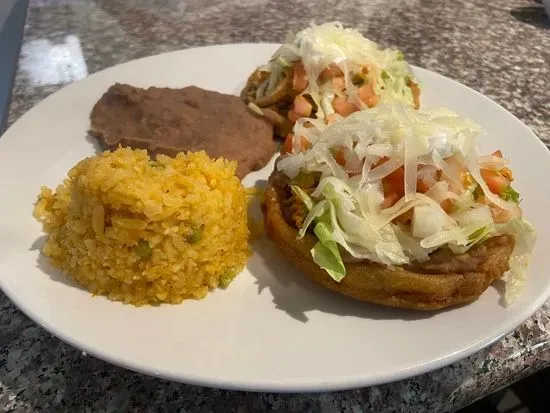 Sopes Plate 