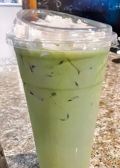 Iced Matcha Latte 