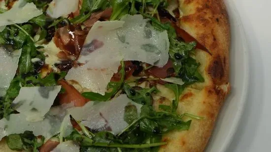 Prosciutto & Arugula Pizza