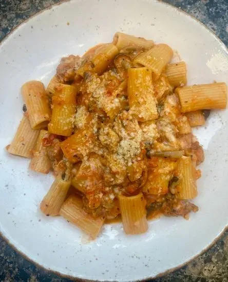 Creamy Sausage Rigatoni