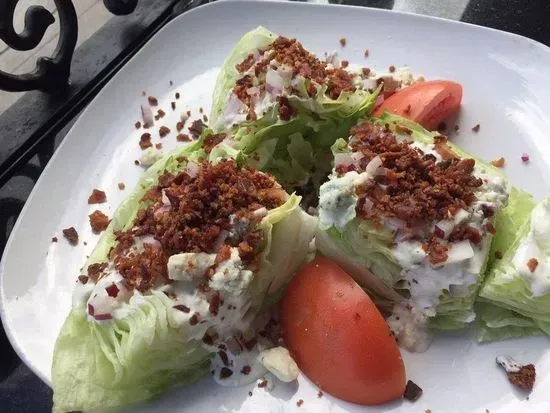 WEDGE SALAD