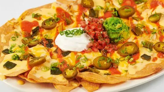 Factory Nachos with Spicy Chicken