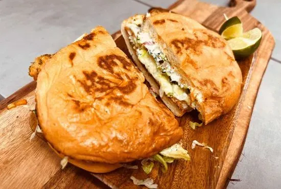 Pollo/ Chicken Torta