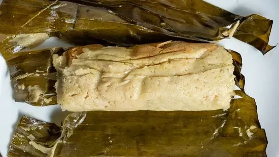 Tamales de Pollo / Chicken Tamales