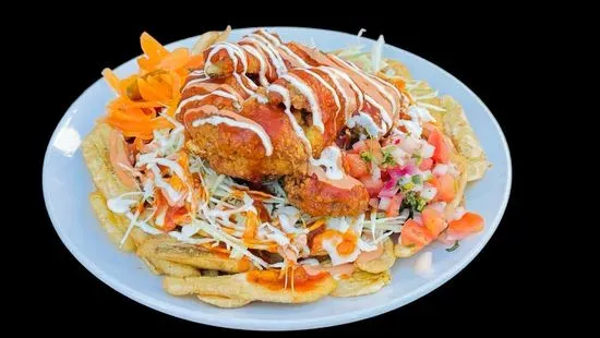 Pollo con Tajadas / Fried Chicken with Fried Green Bananas