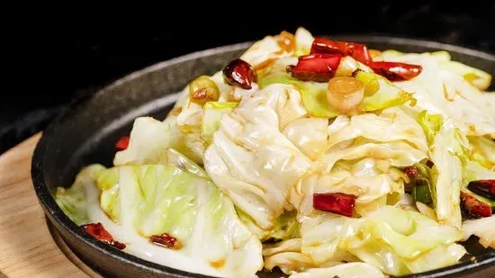 Stir Fried Chinese Cabbage with Chili Pepper 鐵板手撕包菜