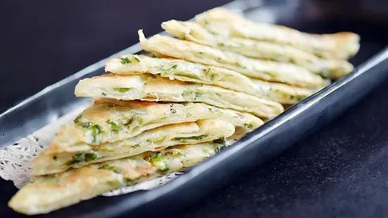 Scallion Pancake 蔥油薄餅