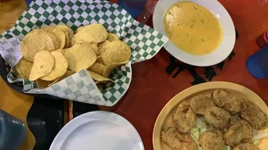 Chips & queso