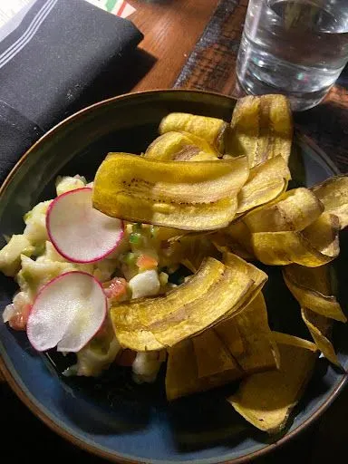 TOSTONES