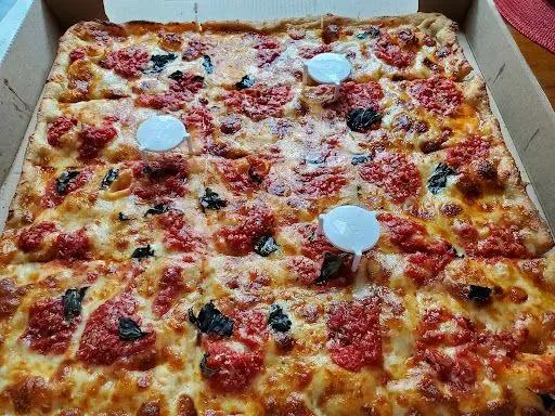 Grandma Pizza