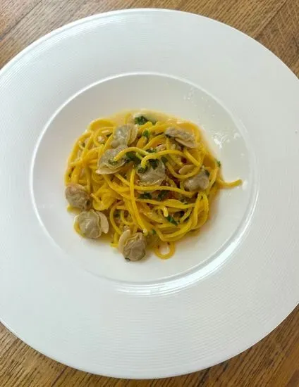 Clams With Saffron Spaghetti