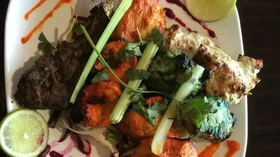 Tandoori Platter (Mix of Chicken, Shrimp , Fish & Lamb)