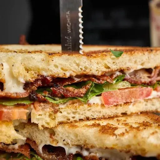 Classic BLT