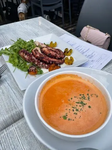 LOBSTER BISQUE