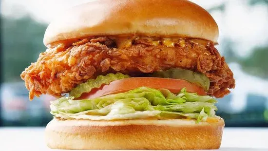 Crispy Chicken Deluxe Sandwich Meal