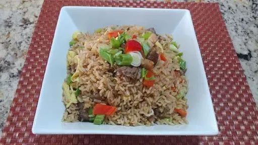 Chaufa Mixto / Beef And Chicken Fried Rice