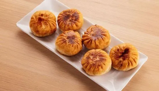 13. Shanghai Grilled Beef Buns (6Pcs)