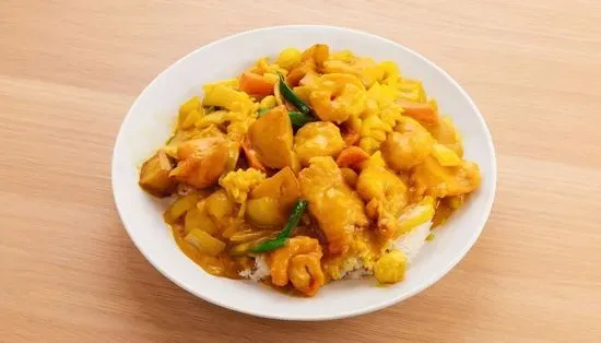 86. Curry Seafood Over Rice