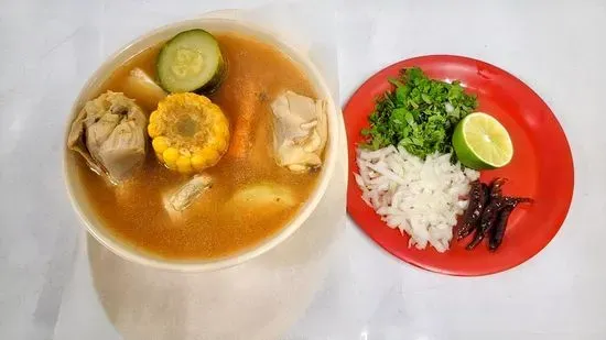 Caldo De pollo