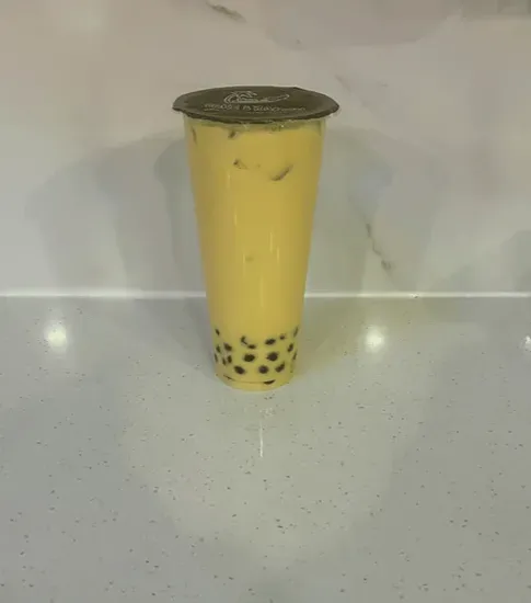 Pineapple bubble milk tea 