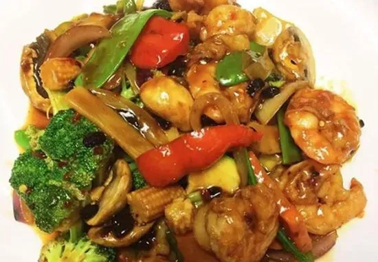 Hunan Shrimp & Beef