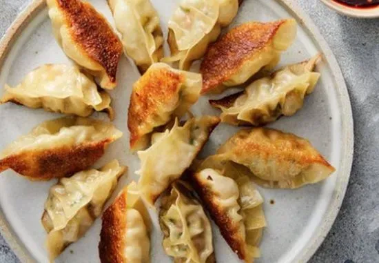 Fried Gyoza (8)