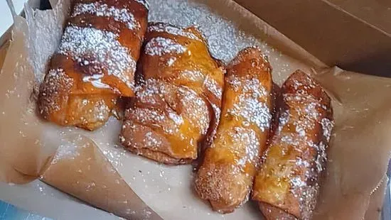 Apple eggs rolls 
