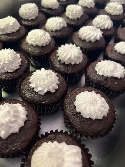 Chocolate Cream Cupcake (V, GF, SF)