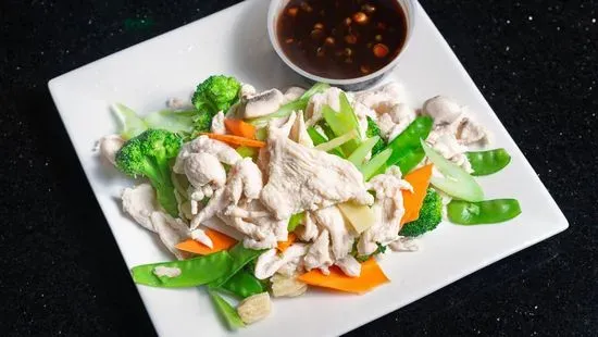 D4. Steamed Chicken with Mixed Vegetables