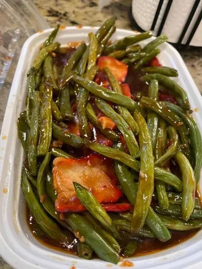 120. String Bean Sautéed with Pork in Garlic Sauce